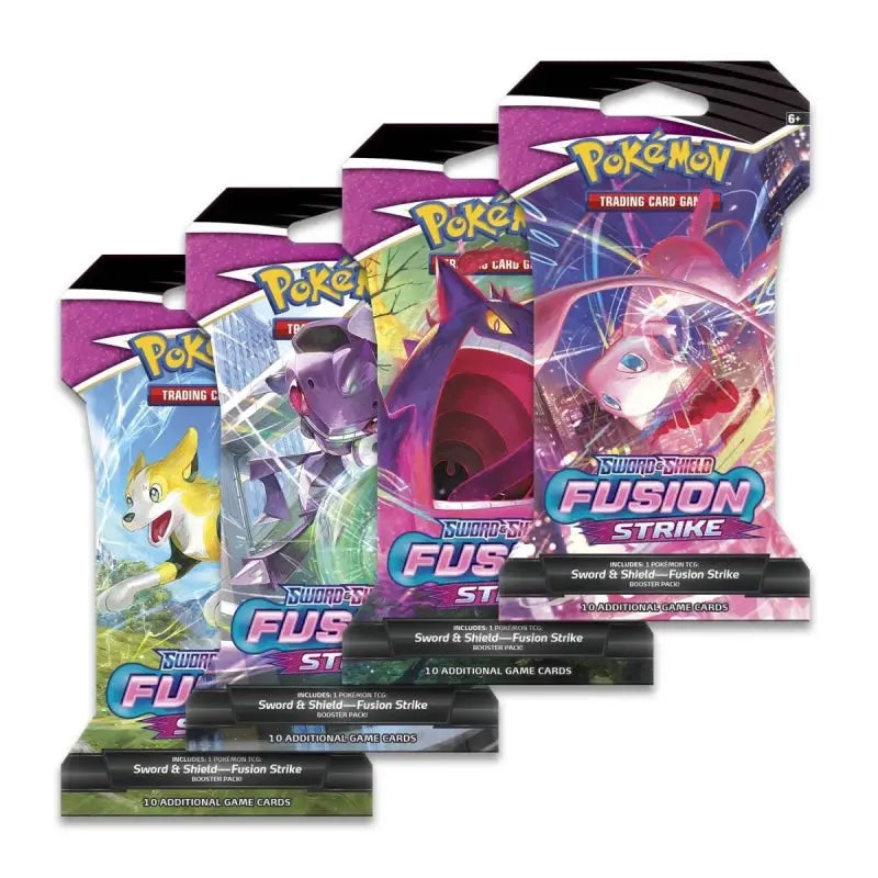 4 keer een Fusion Strike Sleeved Booster pack afgebeeld